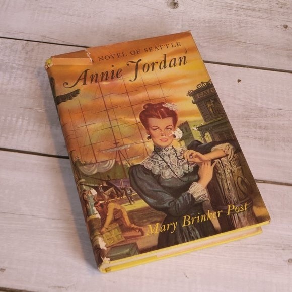 Vintage Book Bundle Book Stack Home Staging Decorative Old Books Instant Library - Picture 9 of 11